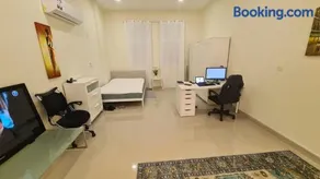 Spacious studio in New Souq Haraj, Doha - Image 5