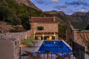 Holiday home Marijana - Image 1
