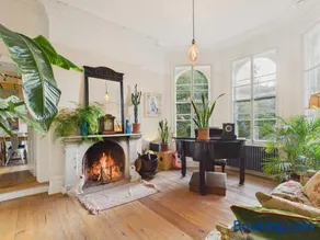 19th Century Manor with Hot Tub - Image 3