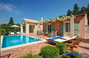 ROSEPETRA - Image 1