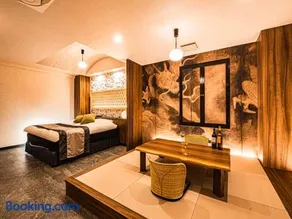 Hotel M - Image 2