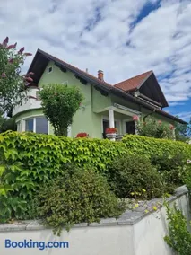 Green House Apartment - Image 2