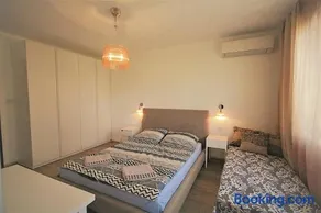 St. Seraphim's Apartment - Image 2