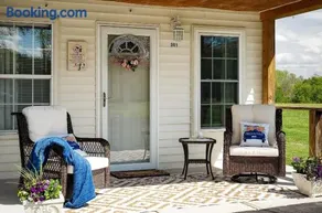 Center Hill Cottage - Image 2