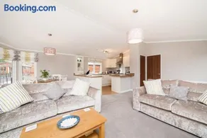 Thistle Lodge - Image 3
