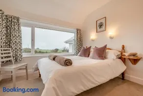 1 Bed in St. Merryn oc-p00645 - Image 2