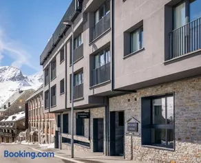 Estival Caribou Apartments - Image 2