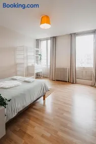Central and Cozy in Brussels - Image 4