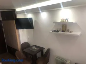 Sunny Hill Apartments - Vila Yeti - Image 4