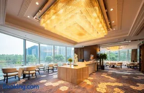 The Grand View Hotel Changzhou - Image 2