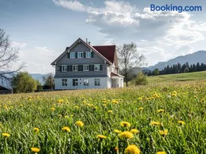 Alpenloge Design Hotel - Image 1