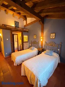 Hotel La Casona del Molinero by gaiarooms - Image 3