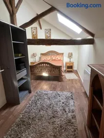 Wisteria cottage - Image 1