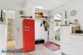 Renovated Gem With View And Sunny Terraces - Image 3
