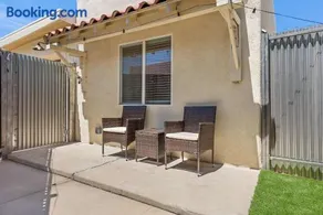 Broadway Casita - Remodeled Minutes from U of A - Image 5