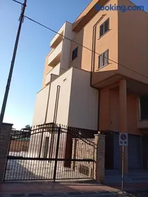 Zostera Apartment - Image 1