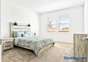 Casa Inman - 3BR Luxury Stay Minutes from Legoland - Image 5
