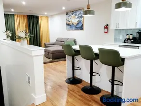 Luxury 3BR Retreat Near NYC - Image 5