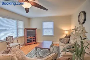Beautiful Bartlesville Family Home with Game Room! - Image 1