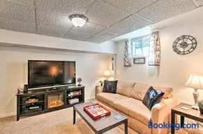 Cozy Agawam Studio w/ Yard: 2 Miles to Six Flags! - Image 3