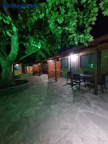 Platanes Apartments - Image 2