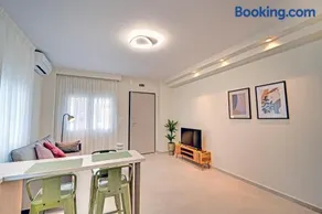 Two Levels - Image 3