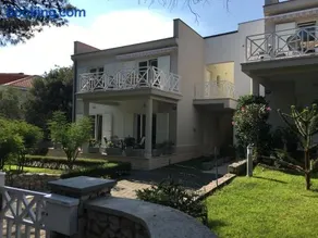 Neva Apartments - Image 3