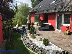 Ferienwohnung am Goldberg mit überdachter Loggia - Image 2