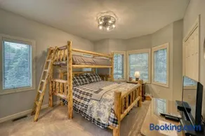 Sugar Mountain Condo, Sleep 4, Deck Mountain Views - Image 3
