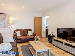 1 Bed in Wotton-under-edge oc-91936 - Image 4
