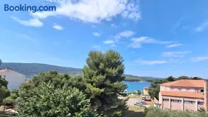 Apartment Panorama with private parking - Image 2