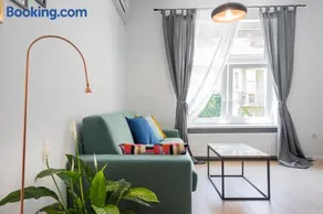 Go2Zagreb Chick Apartment Private Parking Available - Image 4