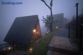Cliff and Cloud Vagamon - Image 2