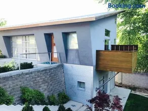 DREAMLOFT and PATIO on the HILL - Image 1