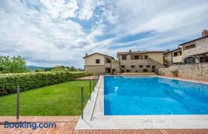 Borgo Jacopone Umbria Hillside Retreat with Pool - Image 3