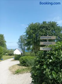 Les Hortensias grande tente familiale 2 chambres et séjour sur camping familial près des plages - Image 4