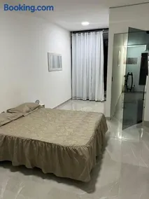 Casa de alto padrão perto da praia - Image 2