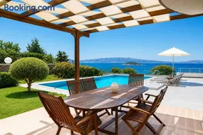 Villa Azure Heaven - Image 1