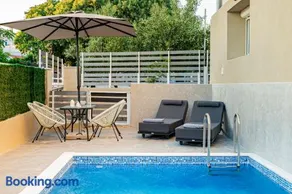ALMAER Villa - Image 1