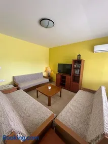 Veaki Beach House - Image 3