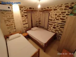 Marianthi's Stone House - Image 2