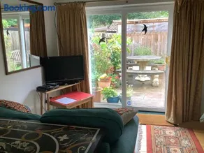 Primrose Villa self catering bnb - Image 1