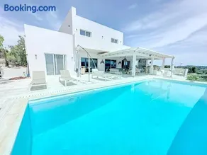 The Privacy Villa by Seaviews - Image 1