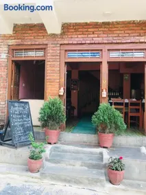 Shristi Hotel & Lodge - Image 3