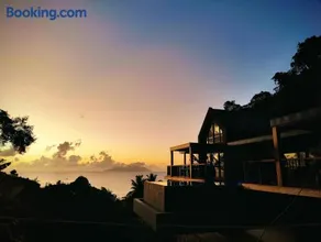Maison Gaia Seychelles, unobstructed views over the ocean and into the sunset - Image 4