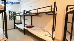 Hippy Trail Guest House and Dorms - Image 4