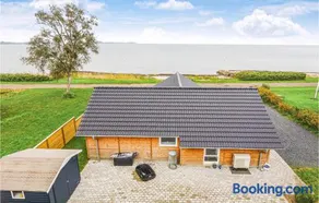 Three-Bedroom Holiday Home In Sjolund - Image 2