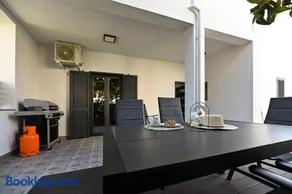 Apartment Judy, Terrace&Garden, 80m from the Beach - Image 2