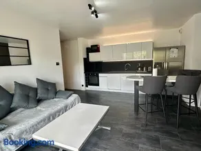 Royal Standing- Terrasse & Parking Privé - Image 4