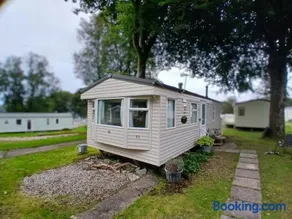 32 Parklands - Image 3